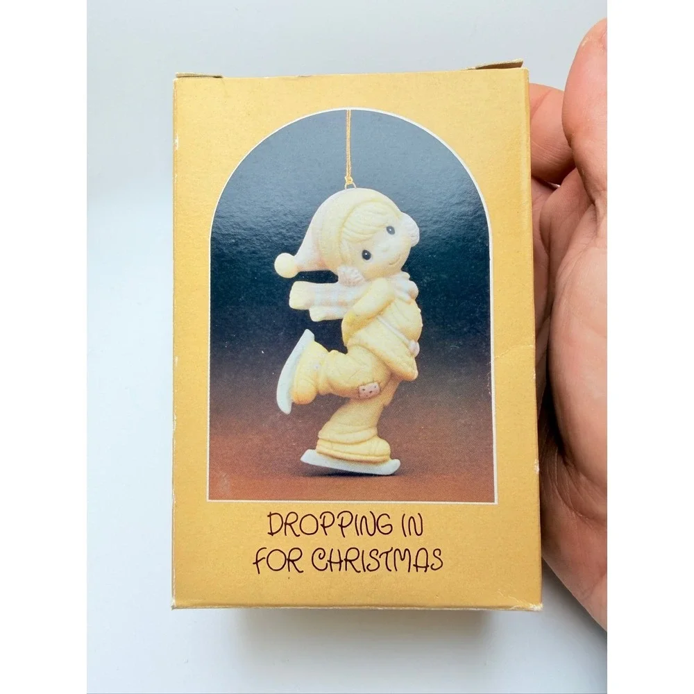 Precious Moments Dropping In For Christmas ornament E-2369 ice skates 1982